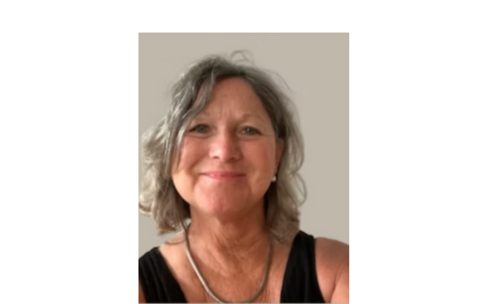 Headshot of Colleen Bloudell